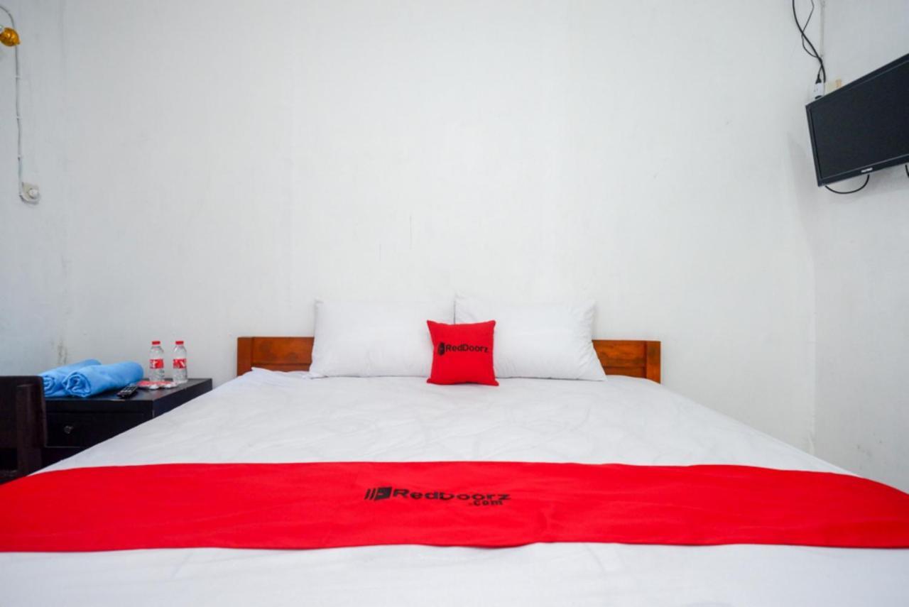 Reddoorz Syariah @ Ndalem Kembang Sore Джок'якарта Екстер'єр фото